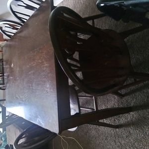 Kitchen table & Chairs